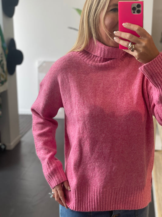 Roll Neck Relaxed Knit- pink