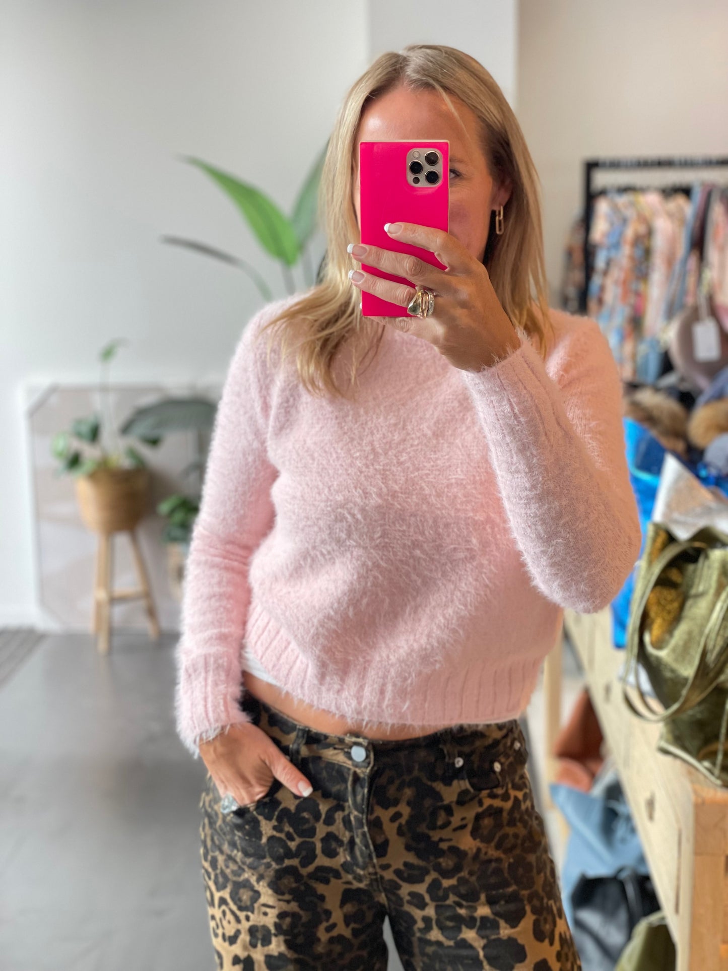 Fluffy Knit - 6 Colours