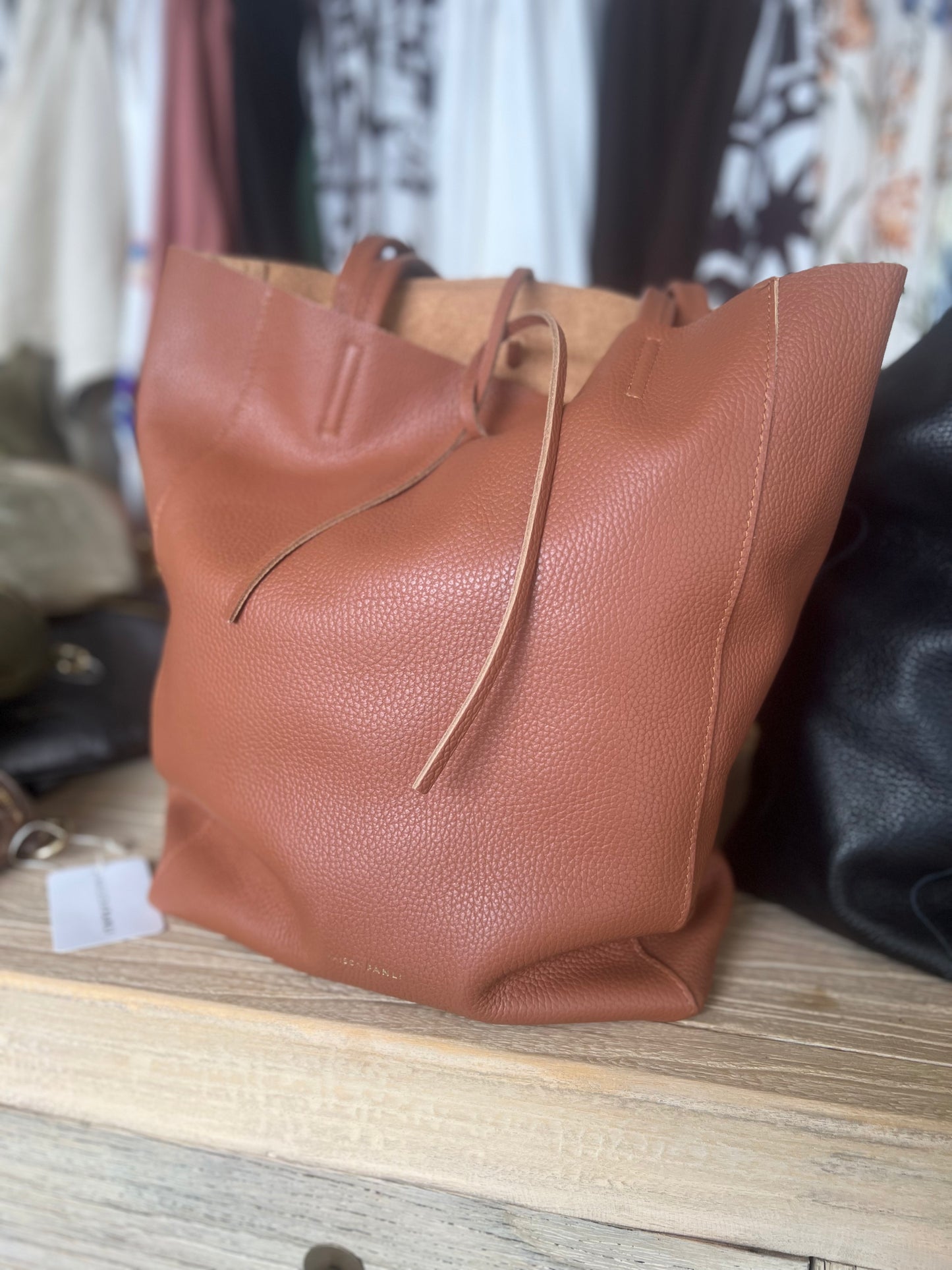 Maison FANLI leather tote bag