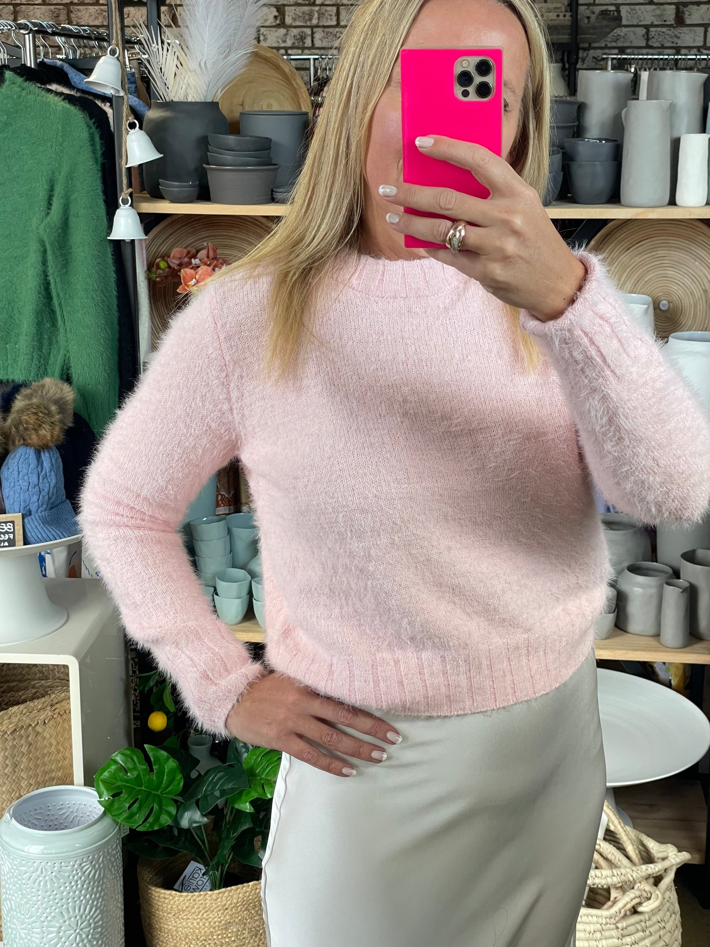 Fluffy Knit - 6 Colours